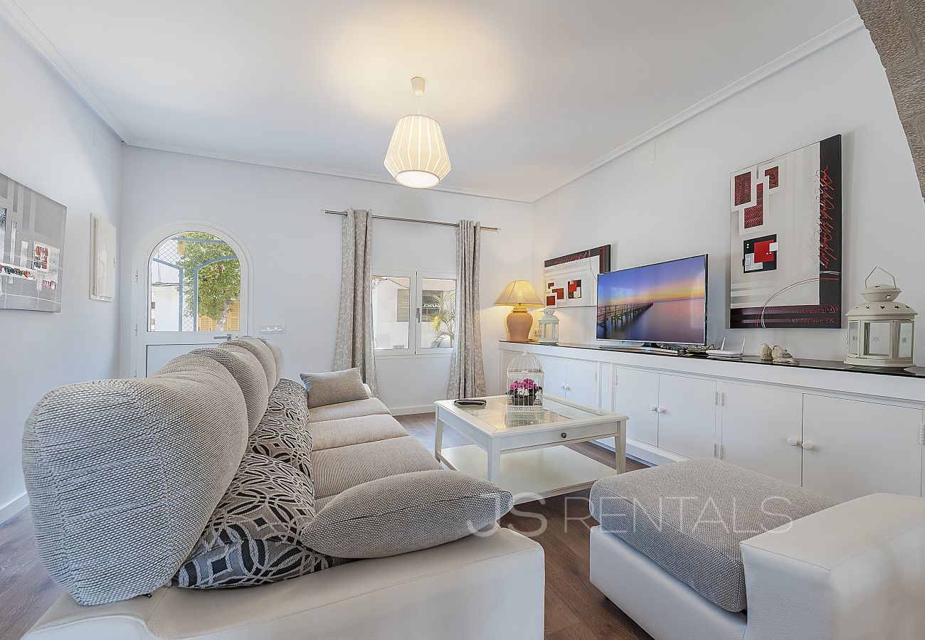 Ferienhaus in Port de Pollença - Casa Belamar 50M from beach by JS Villas Ferienhaus in Port de Pollença - Casa Belamar 50M from beach by JS Villas
