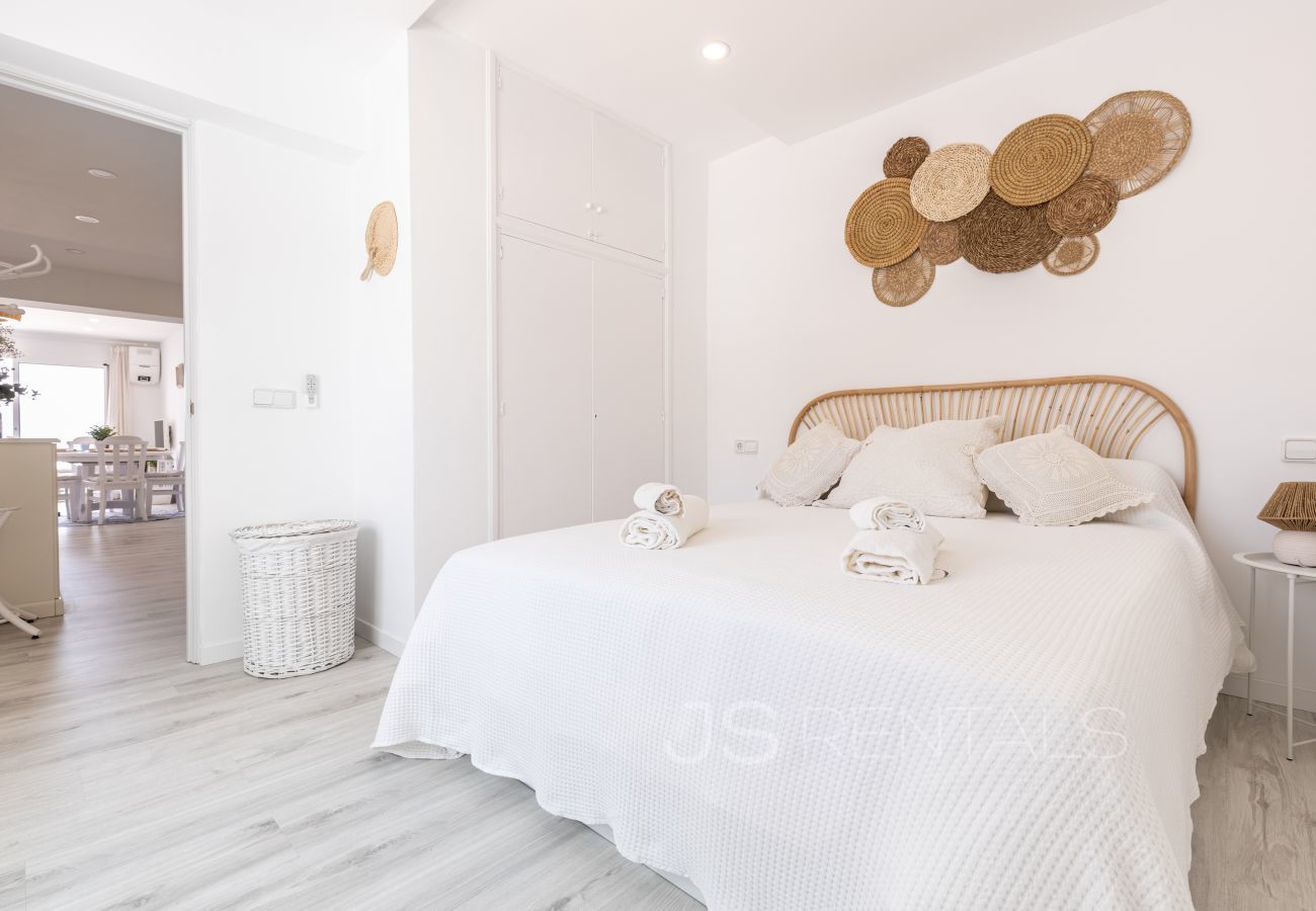 Ferienwohnung in Puerto Pollensa - Apt Sky and Sand Seaview Long term Ferienwohnung in Puerto Pollensa - Apt Sky and Sand Seaview Long term