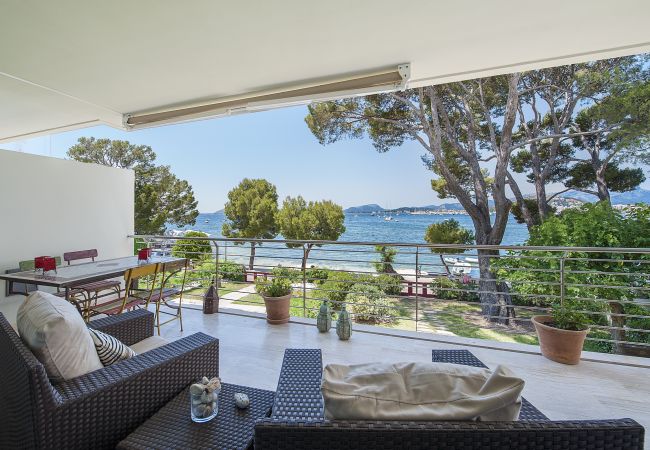 Apartamento en Port de Pollença - Seafront Apt Vora Dor by JS Properties