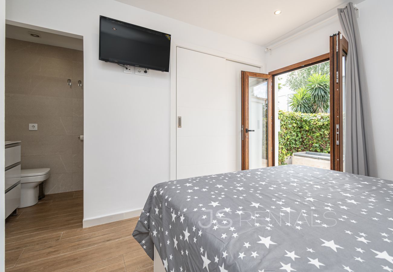 Apartamento en Puerto Pollensa - NEW LISTING. Ground Floor Apartment Fenicia Apartamento en Puerto Pollensa - NEW LISTING. Ground Floor Apartment Fenicia