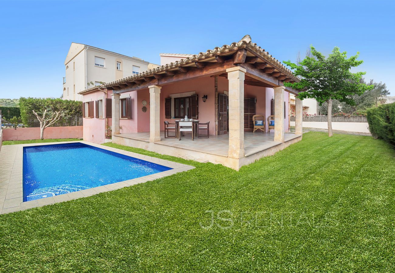 Villa à Port de Pollença - Villa Llenaire 450m to the beach By JS Villas