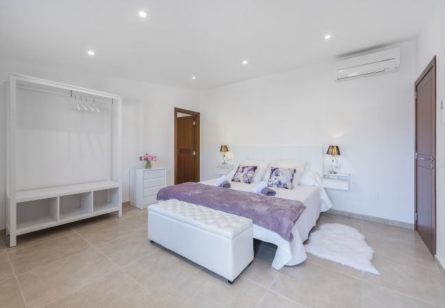 House in Sa Pobla - Casa Sa Placeta by JS Villas House in Sa Pobla - Casa Sa Placeta by JS Villas