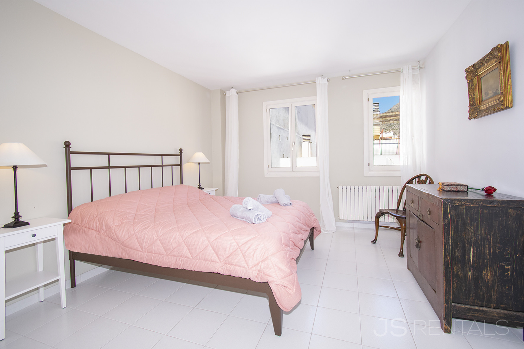  in Puerto Pollensa - Js Properties long term front line Ap. Ozean