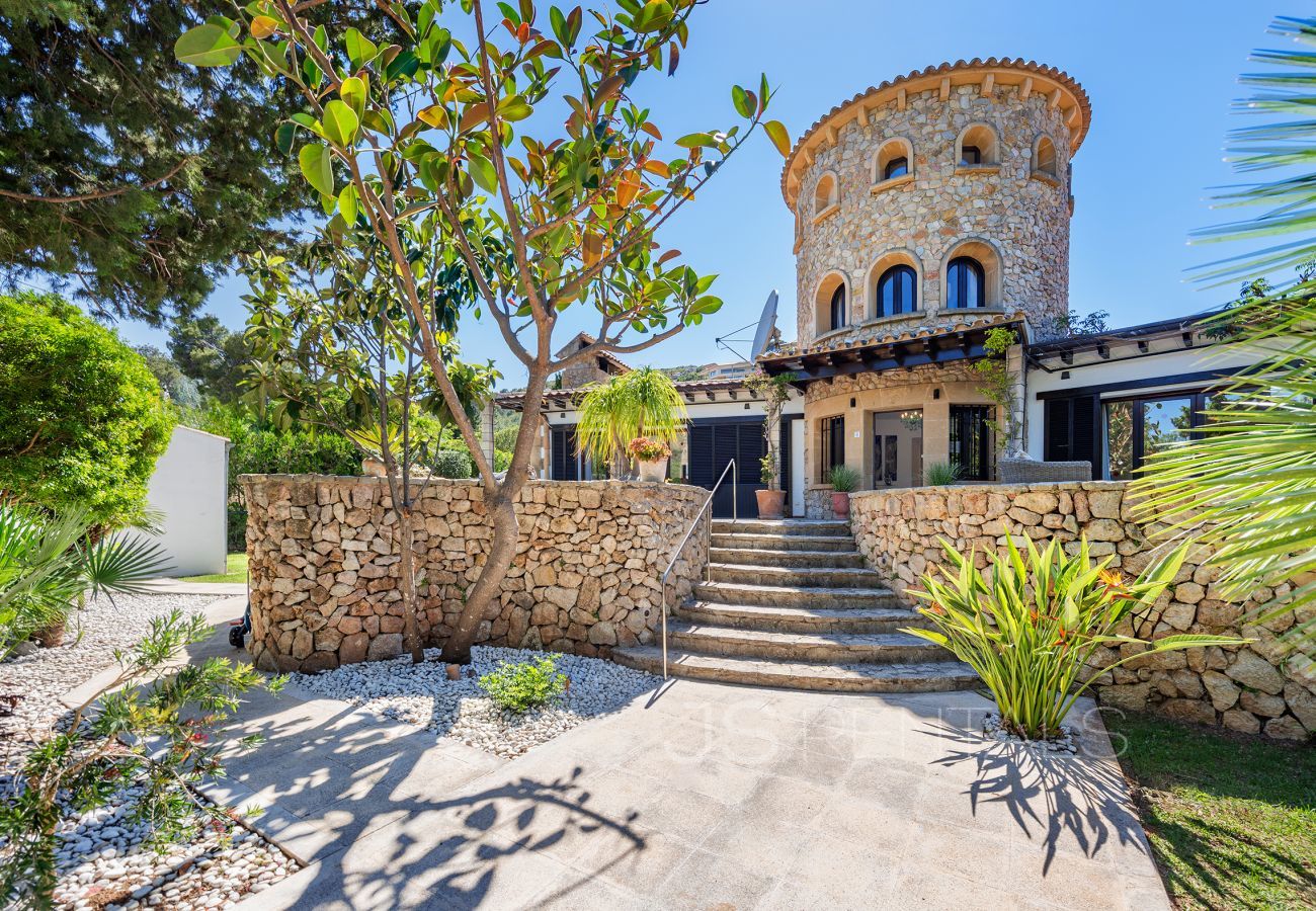Villa in Port de Pollença - Villa Falco Perfect location by JS Villas