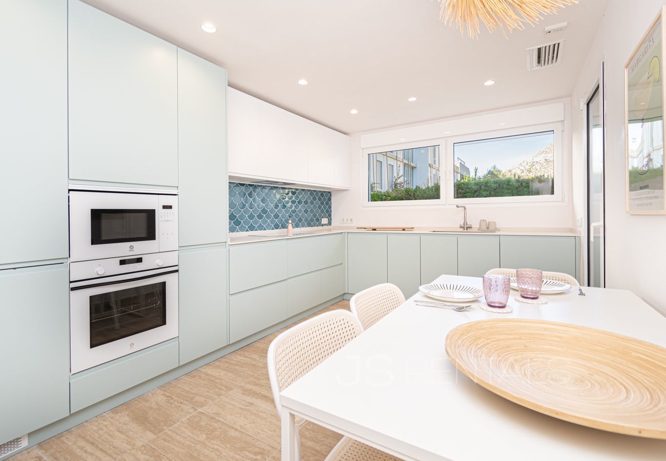 Apartment in Puerto Pollensa - *New Listing* Long Term Apartment Delphos By JS Pr Apartment in Puerto Pollensa - *New Listing* Long Term Apartment Delphos By JS Pr